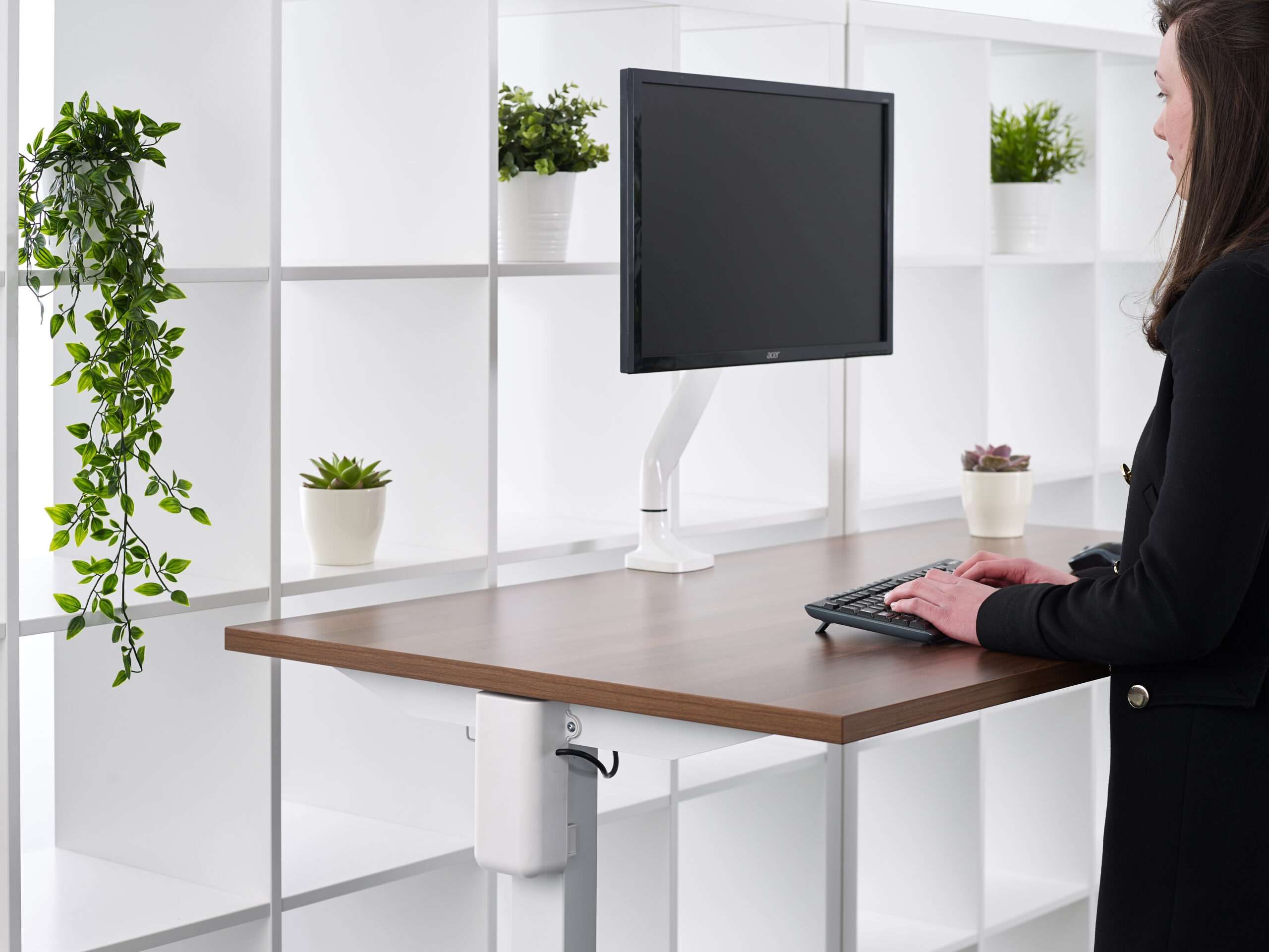 Ways to improve your posture with a standing desk - Blog post by Lavoro Design